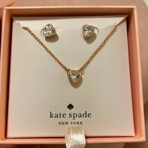 Kate spade earring and necklace that brand new never worn